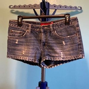 New Future Women’s 28 Jean Shorts EUC